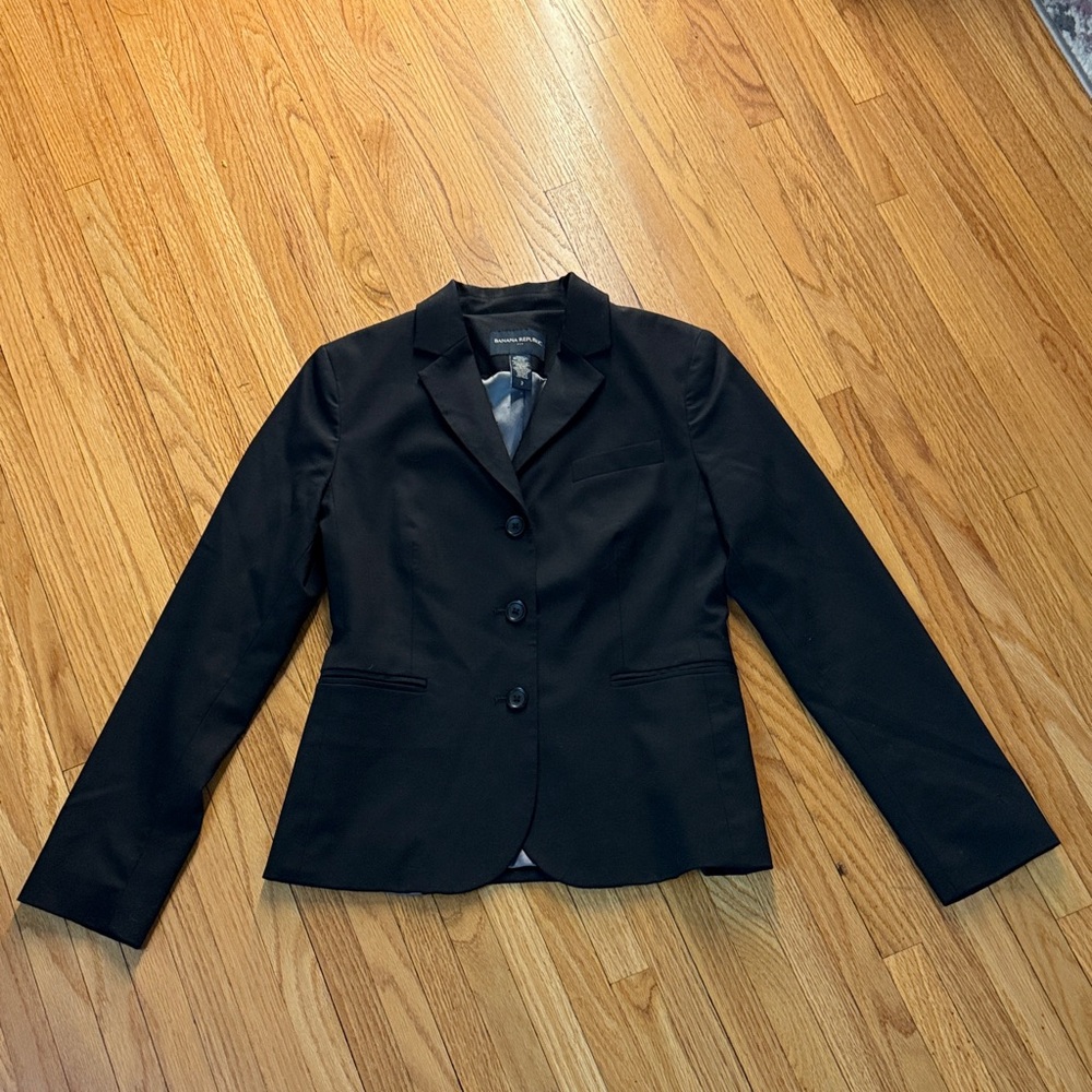 Banana Republic Women's Classic Black Blazer